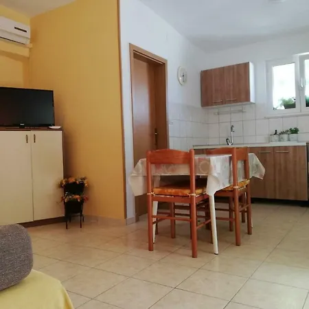 Apartment Center Tonka Makarska Exterior photo